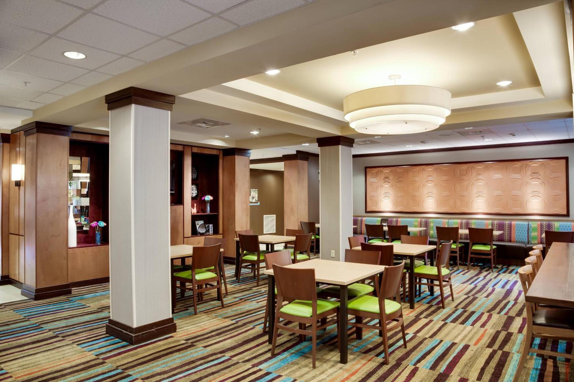 Fairfield Inn & Suites Лейк Сити Екстериор снимка