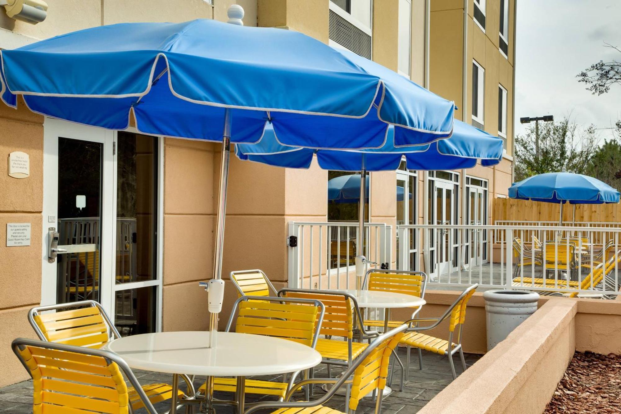 Fairfield Inn & Suites Лейк Сити Екстериор снимка