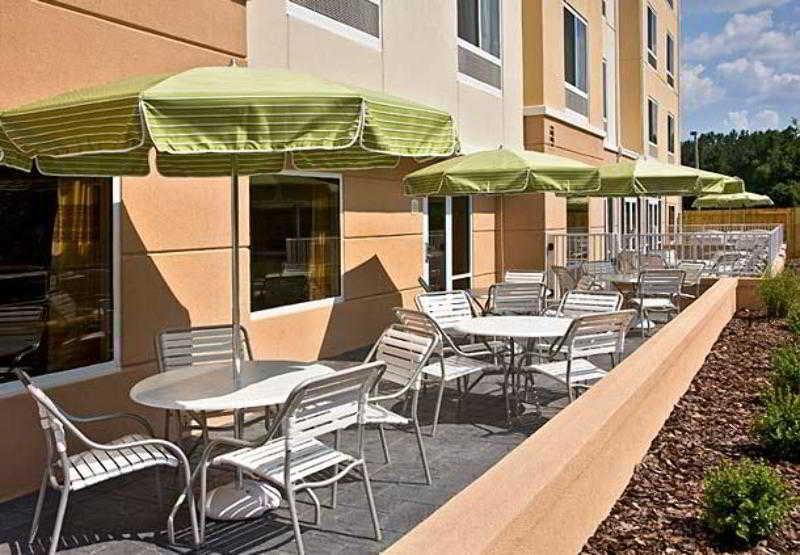 Fairfield Inn & Suites Лейк Сити Ресторант снимка