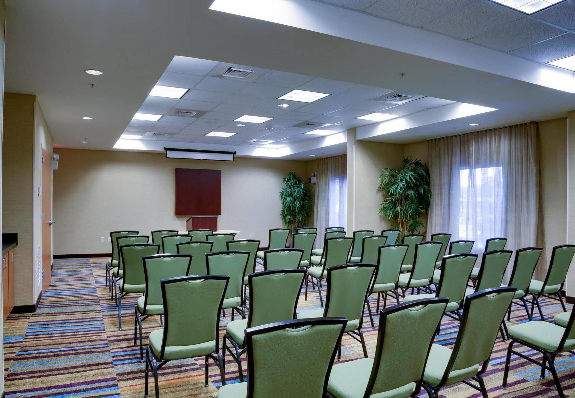Fairfield Inn & Suites Лейк Сити Екстериор снимка